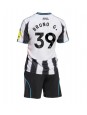 Billige Newcastle United Bruno Guimaraes #39 Hjemmedraktsett Barn 2025-26 Kortermet (+ Korte bukser)